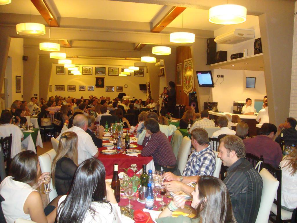 Hotel Euzko Alkartasuna Macachín Dış mekan fotoğraf