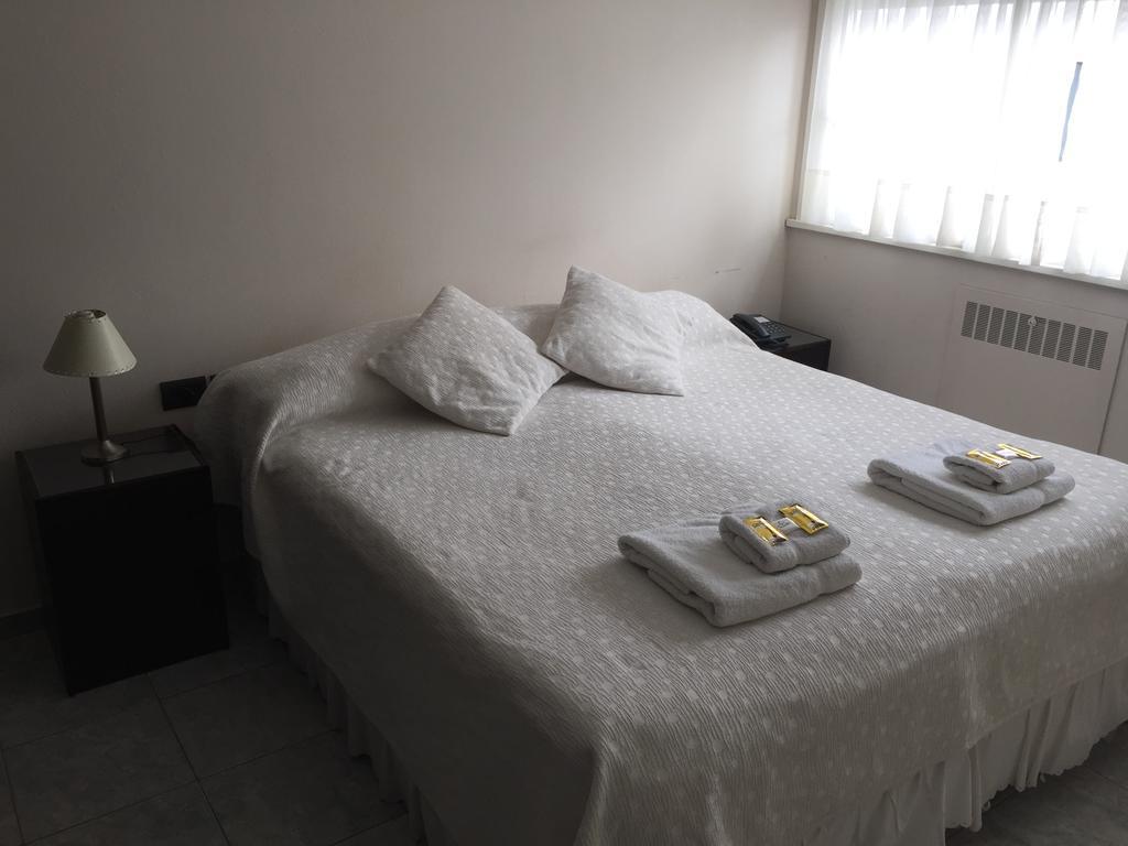 Hotel Euzko Alkartasuna Macachín Dış mekan fotoğraf