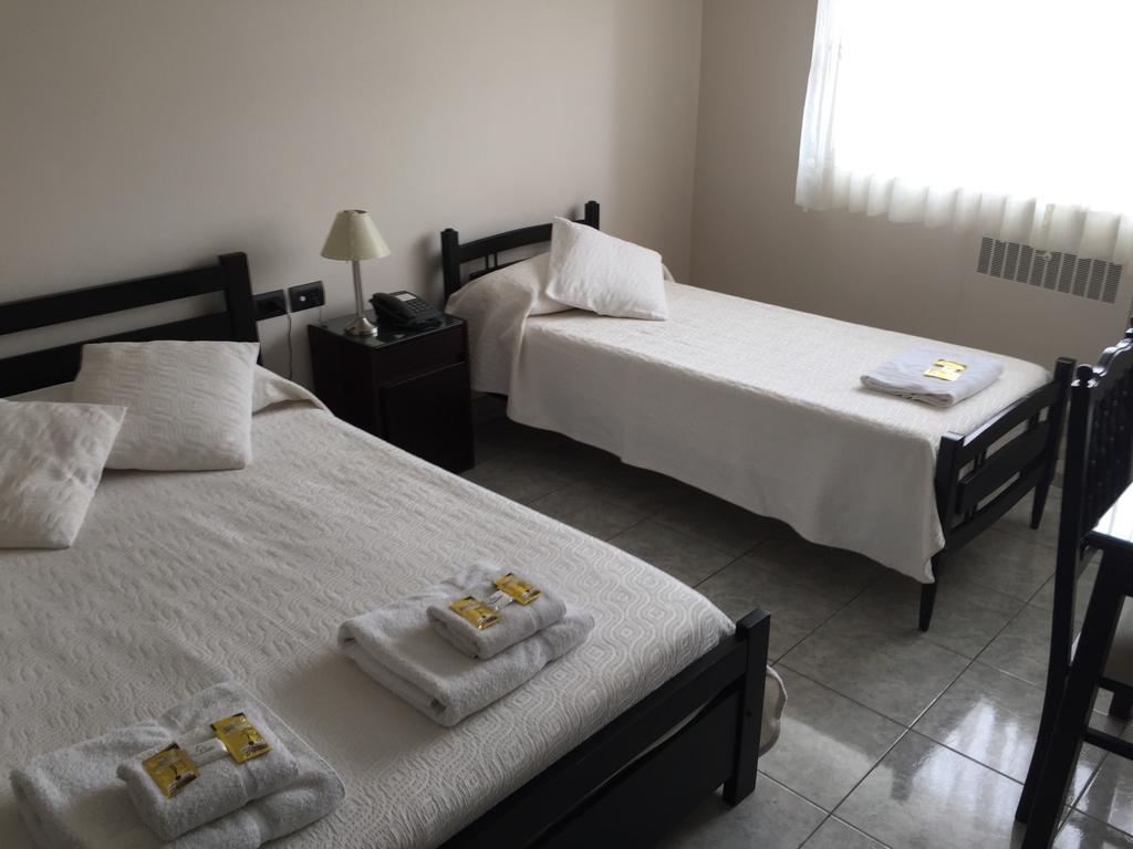 Hotel Euzko Alkartasuna Macachín Dış mekan fotoğraf