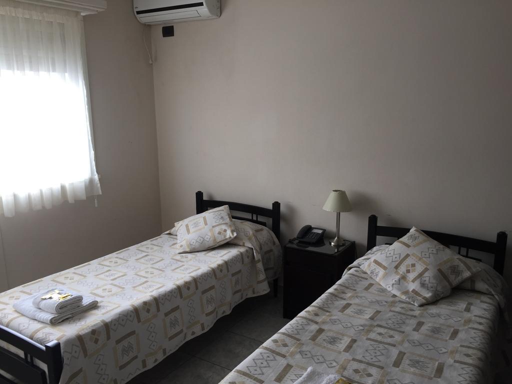 Hotel Euzko Alkartasuna Macachín Dış mekan fotoğraf