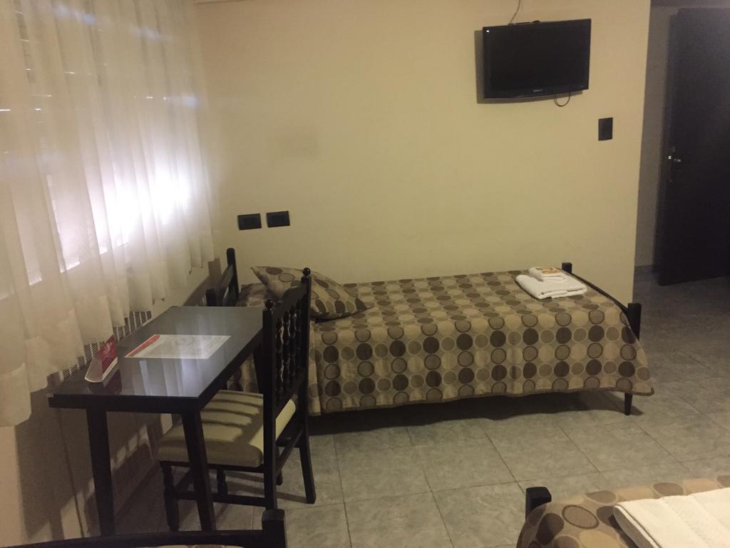 Hotel Euzko Alkartasuna Macachín Dış mekan fotoğraf
